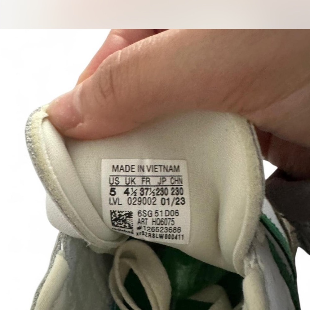 adidas White and Green Samba Low-Top Sneakers - sporty and rich - Picture 4 of 4